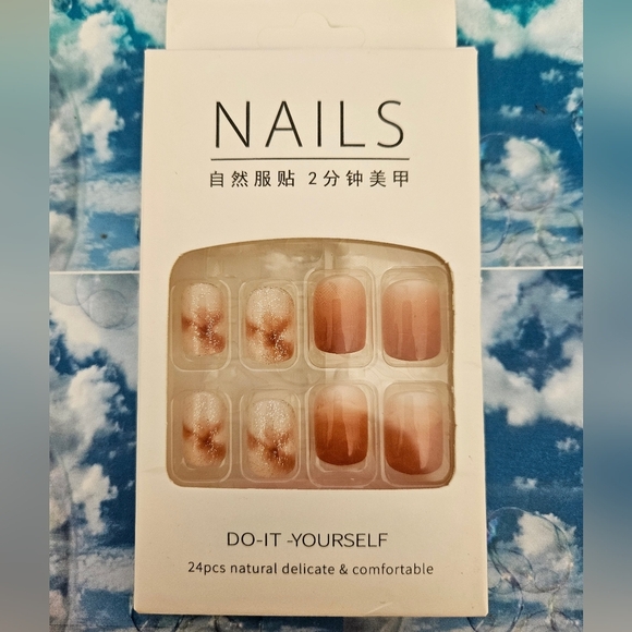 DIY Press-On Nails Set - 24 Piece Natural Sparkly Brown - Picture 1 of 1